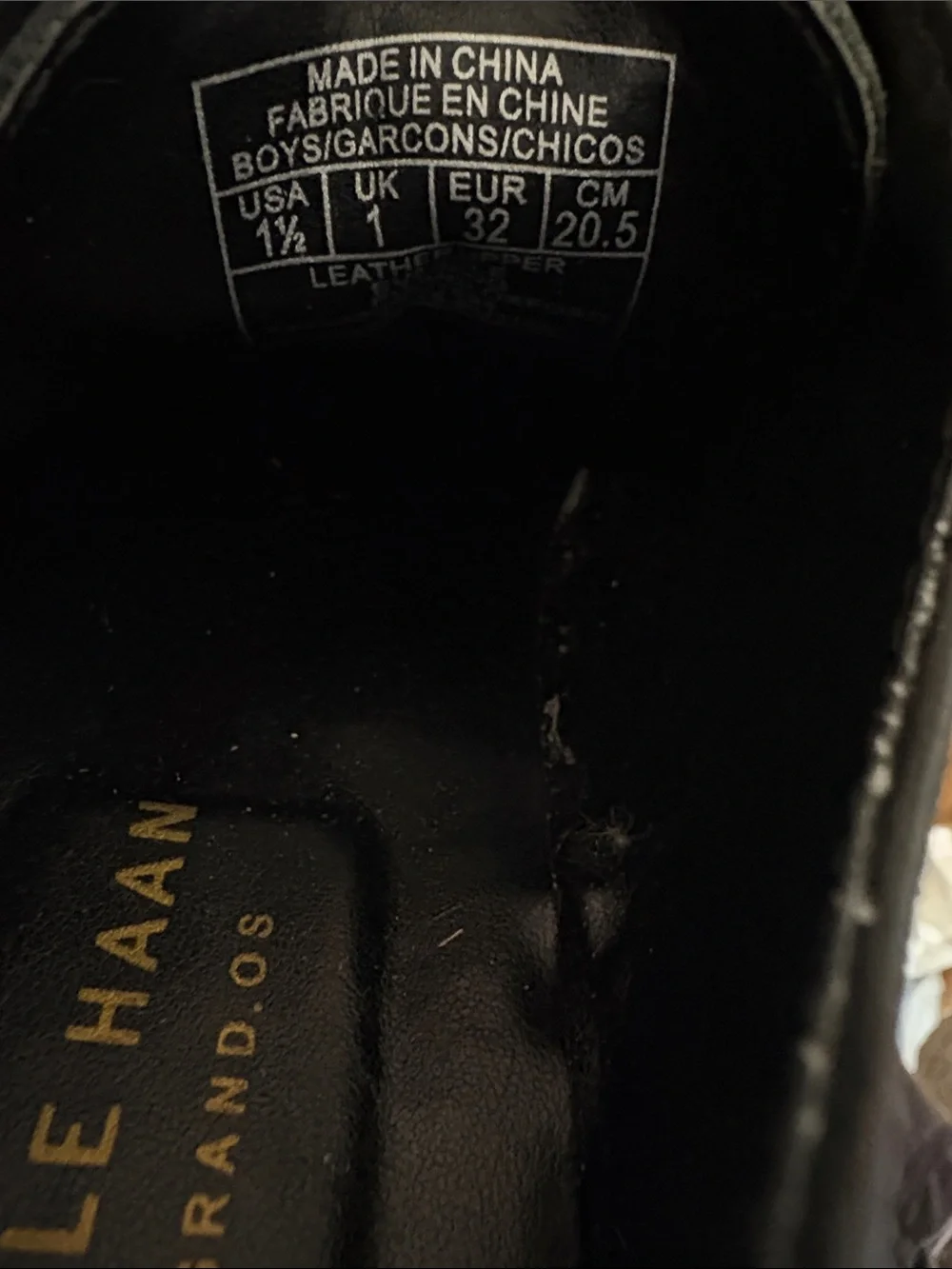 Cole Haan Black Leather Wingtip Oxfords size 1.5